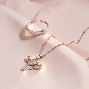 Groovy Thing Ring And Necklace Set